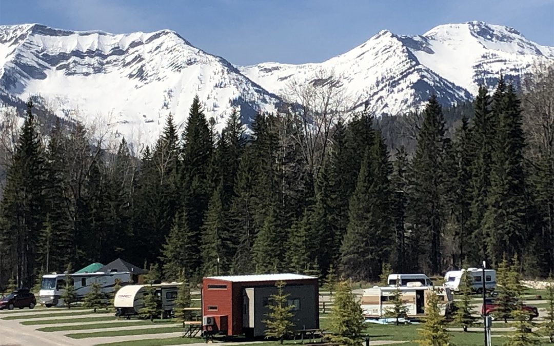 Tiny Home Glamping in Fernie